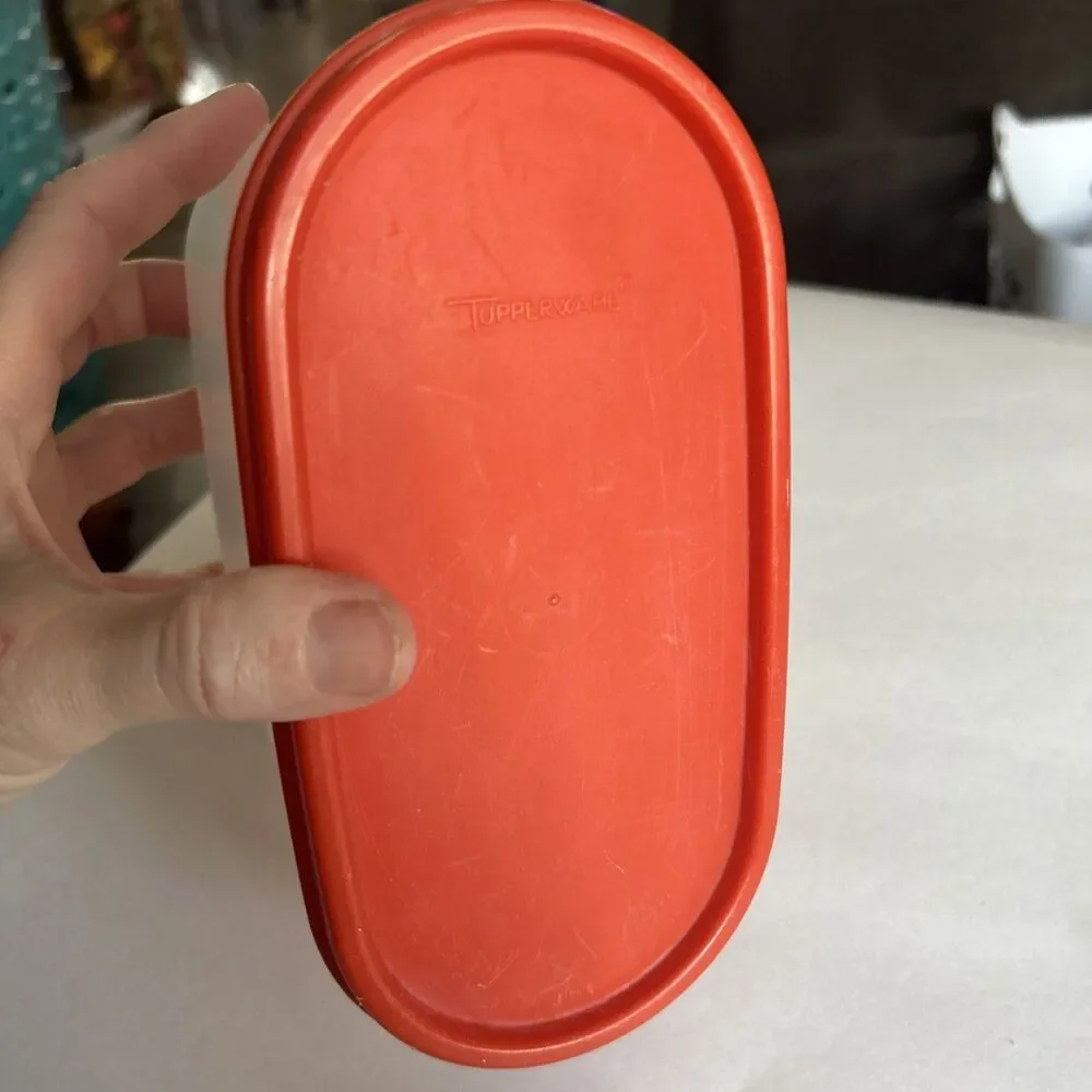 TUPPERWARE MODULAR MATE Canister  RED #1612 #1616 Lid  4 3/4 CUPS